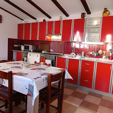 Guest House Toic كورينيتسا المظهر الخارجي الصورة
