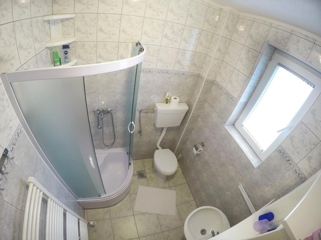 Guest House Toic كورينيتسا المظهر الخارجي الصورة